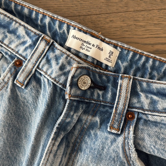 Abercrombie & Fitch Jeans - Picture 3 of 4